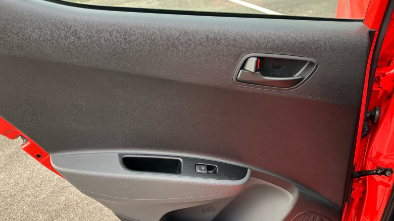 Hyundai i10 1.0 SE 5dr Petrol Hatchback